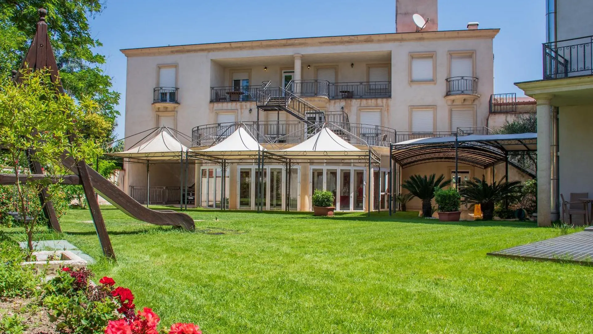 Mariano IV Palace Hotel Oristano 4*,  Italy